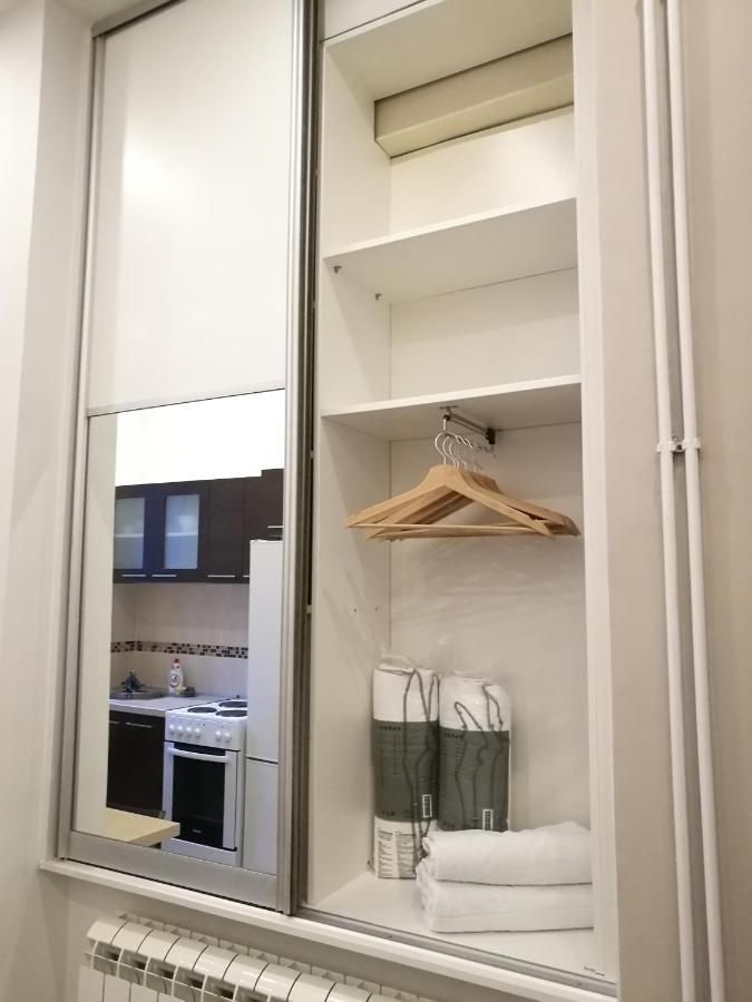 Apartment In The Heart Of Belgrado Exterior foto